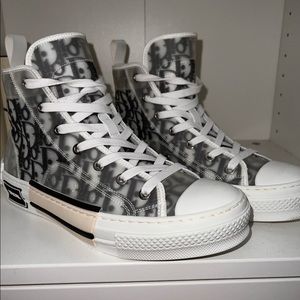DIOR HIGH TOP SNEAKERS Worn once- I got a size too small so will be repurchasing